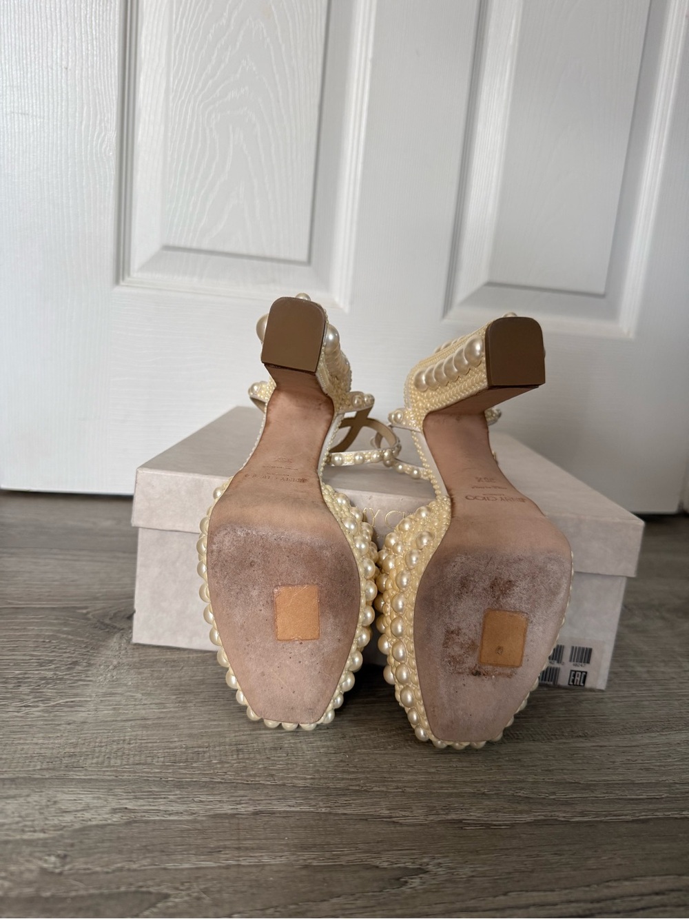 Jimmy Choo Sacaria Pearl Bridal Heels White Size 36.5 / US 6.5 - Picture 5 of 5